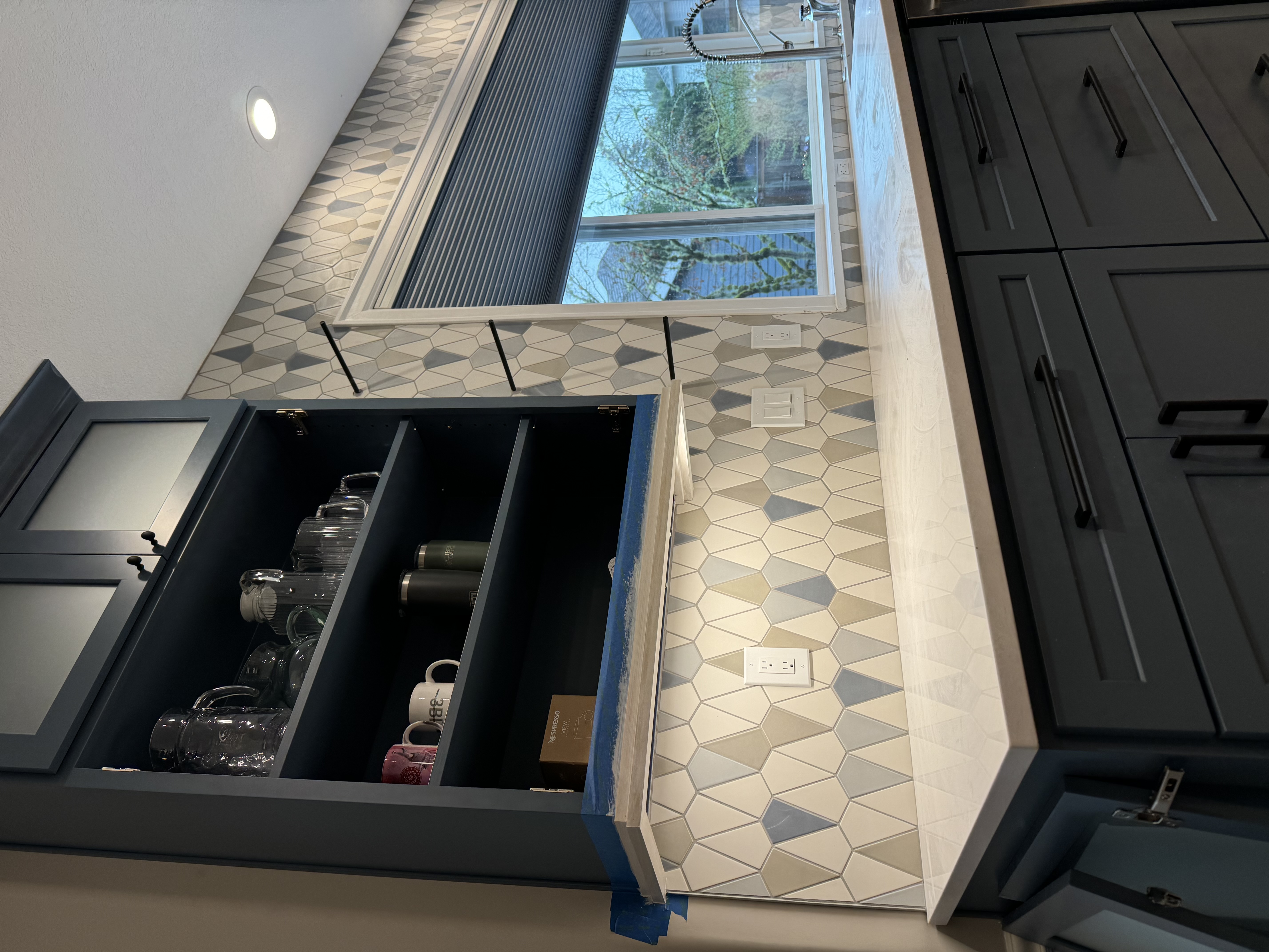 Kitchen with Geometric Backsplash
